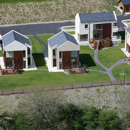Castle Quay Villa Ballinadee Exterior foto